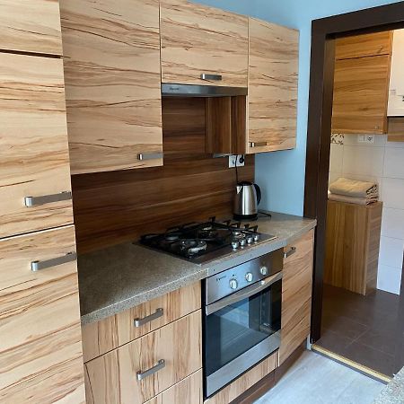 Kawalerka Fredry 3/14 Appartement Poznań Buitenkant foto