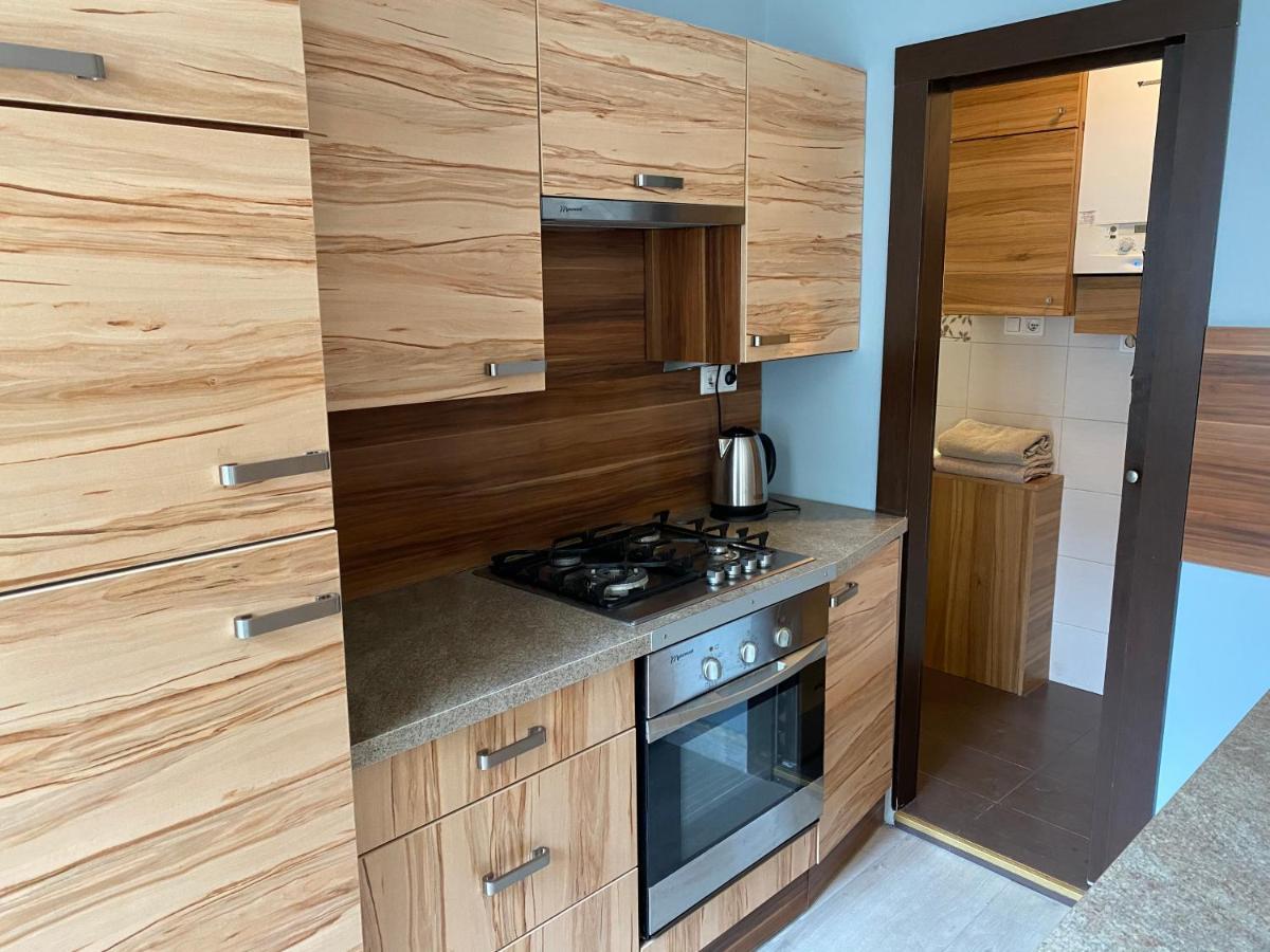 Kawalerka Fredry 3/14 Appartement Poznań Buitenkant foto